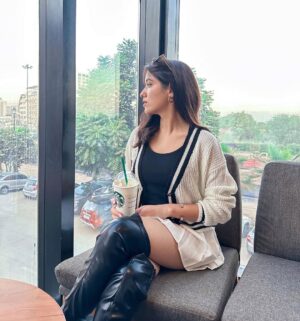 Eva Sharma Instagram - Heaven sent ✨ 

Wearing @urbanic_in 🤍
#urbanic #urbanicsquad 

•Use my code “EVA1” for amazing discounts 🫶🏻