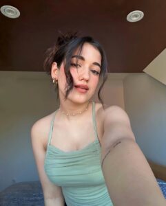 Eva Sharma Most Liked Photos and Posts