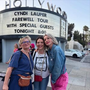 Ever Carradine Instagram - Girls just want to have fun. And we did. We had the most fun ever. #cyndilauper #girlsjustwanttohavefun #cher #jonimitchell #hollywoodbowl