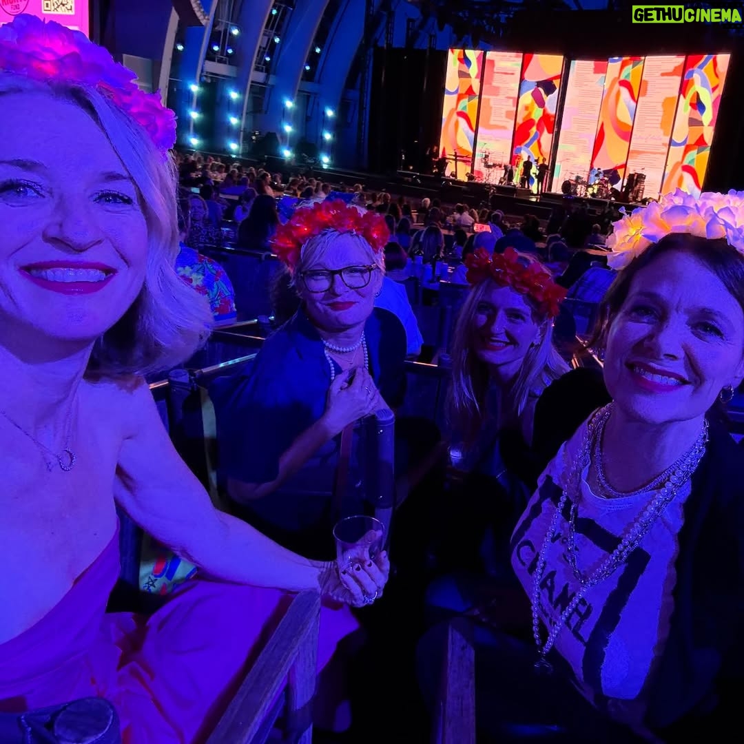 Ever Carradine - 2.9K Likes - Girls just want to have fun. And we did. We had the most fun ever. #cyndilauper #girlsjustwanttohavefun #cher #jonimitchell #hollywoodbowl