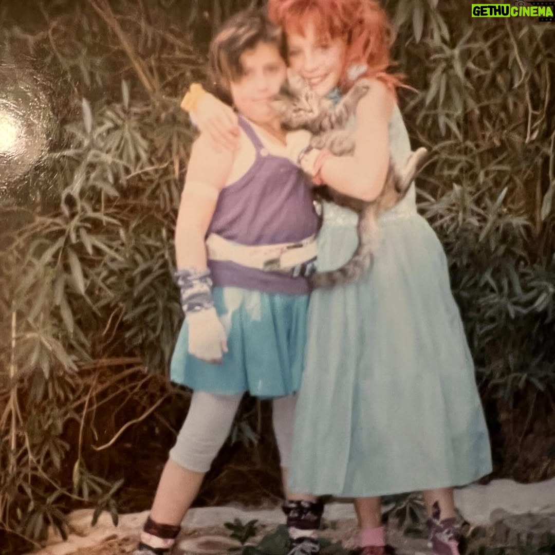 Ever Carradine - 2.9K Likes - Girls just want to have fun. And we did. We had the most fun ever. #cyndilauper #girlsjustwanttohavefun #cher #jonimitchell #hollywoodbowl