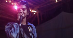 FJ Adisayam Instagram - 🎙
@hakunamatata_sai click 📸
#openmic #tigom #tigopenmic #chennaiscenes #chennaimusicscene #liveperformance #porkalam #rap #beatboxing #breaking #fjpeace