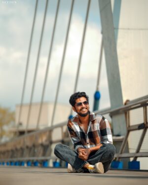 FJ Adisayam Instagram - 🧿
Shot : @gett_o_ Thambi ❤️
#fashionphotography #baggylook #outdoorshoot #swag #naanungalfj