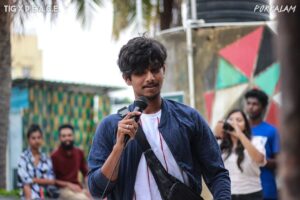 FJ Adisayam Instagram - #throwbackporkalam
And yeah that is PORKALAM (Chennai’s biggest underground HipHop showcase) 1st edition . People who missed it can join us for the second Edition 💯 *Tag your HipHop friends in the comment *
@peace.hiphop x @theintgen
Shot: @_bhavixlens_ @abinandhan_sundararajan
#sollisaiparavattum #tamizhhiphopvaazhga #realhiphopforlife #rap #beatbox #faceoff #culture #community #beatboxing #rapping #dancing #breaking #freestyle #undergroundhiphop #vibes #hiphopnight #revolution #artist #independent #musiclover #peacehiphop #oliperukkeyz #peace #fjpeace