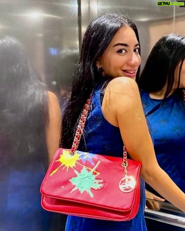 Fadwa Abed - 23.8K Likes - Random blue founds in gallery 🩵