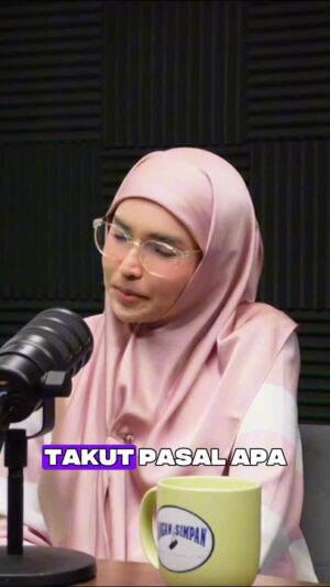 Faezah Elai Instagram - Podcast Jangan Simpan Episod 5- OCD : “Penjara dalam Minda” bersama @faezahelai 
Full video di Youtube dan Spotify Podcast Jangan Simpan.

#kesihatanmental #mentalhealth #mentalhealthawareness #ocd