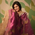 Falaq Naaz