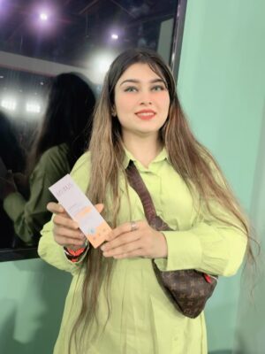 Farah Chaudhary Instagram - Lotus herbals is an Indian cosmetics brand made with herbal products.Their product is vegan and plants bases ingredients and high-quality natural actives.And are available for all skin types
#lotusherbals #glamup2025
@flipkartlifestyle @flipkart