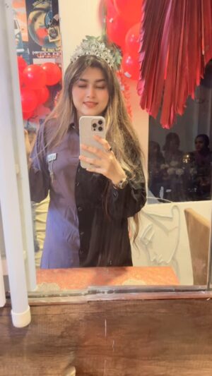 Farah Chaudhary Instagram - Happy Birthday to me
#birthdaygirl #farahchaudhary