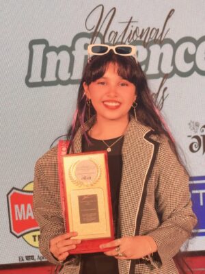 Farah Chaudhary Instagram - 🏆✨Two Generations. One Stage. Endless Dreams.✨🏆
From the runway of life to the spotlight of success —
I proudly received the Fashion & Lifestyle Influencer of the Year,
and my little sunshine Hannah stole hearts with the Best Influencer Award at the National Influencers Awards 2025 in Goa! 💖🌴
This night was more than just about trophies — it was about love, passion, and shared dreams becoming reality.
So grateful, so proud, and so ready for what’s next! 🌟
#NationalInfluencerAwards2025 #GoaVibes #FashionAndLifestyleInfluencer #BestInfluencerAward #MomAndDaughterGoals #PowerDuo #FarahAndHannah #BeingFarahChaudhary #HannahTheStar #WinningTogether #InfluencerLife #gratitudeandglory