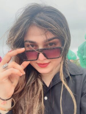 Farah Chaudhary Instagram - “Woh roshni jo muqaddar ban ke chamki… hasad walon se dekha bhi na gaya.”
“I don’t chase the spotlight — I am it. Let them squint.”
.
.
.
#farahchaudhary