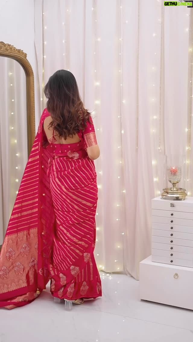 Farheen Panjwani - 61.9K Likes - If it’s Gulabi sadi, you know it’s Ganpati season 💖 Happy Ganesh Chaturthi you’ll 🌸