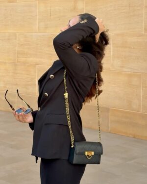 Farheen Panjwani Instagram - Basic dress with a classic blazer- Simple & Sharp 🖤 What do you think about this look?

#QuickOutfitsWithFarheen #Ootd #Outfitinspo #Personalstyle
