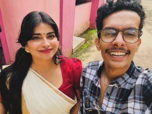 Farsana Rahman Instagram - Onam2k24🌼
#onam #sanarahman #fyp #parumala #pathanamthitta #malappuram #onamvideos #onamvibes #temple #divinevibes