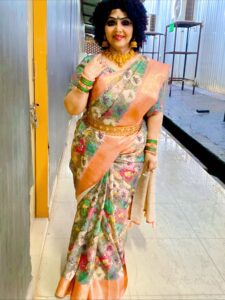 Actress Fathima Babu HD Photos and Wallpapers September 2025
