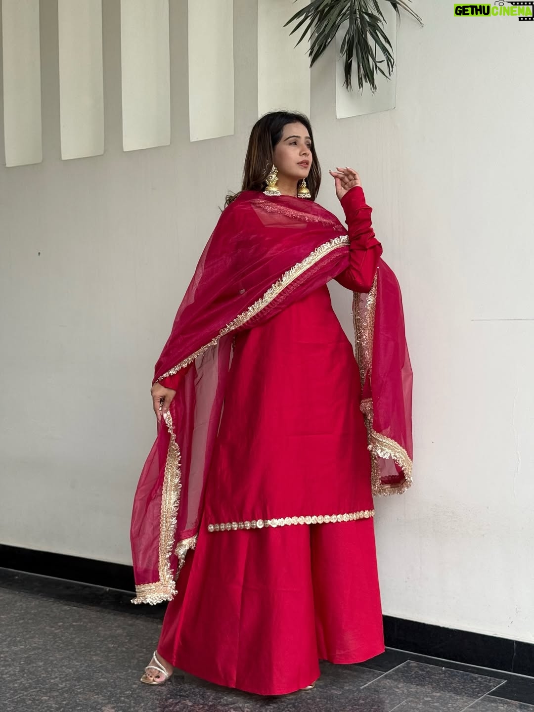 Fenil Umrigar - 29.4K Likes - Purnima suit set @manchali_india ☺️