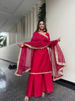 Fenil Umrigar Instagram - Purnima suit set @manchali_india ☺️