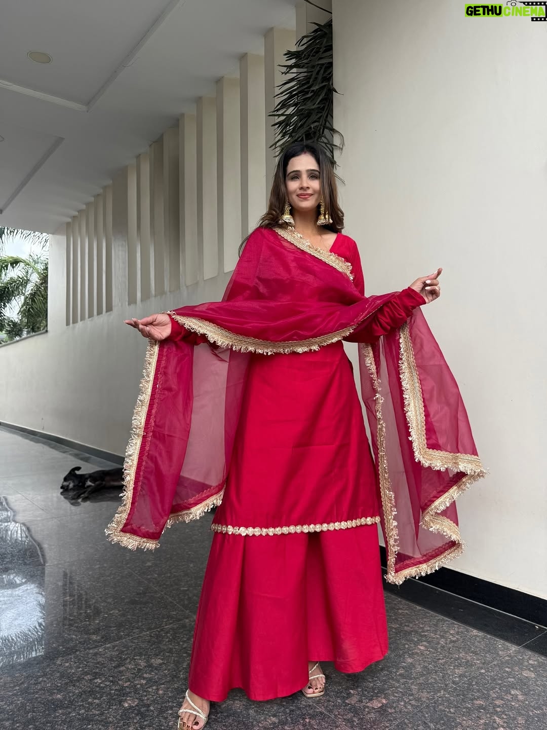 Fenil Umrigar - 29.4K Likes - Purnima suit set @manchali_india ☺️