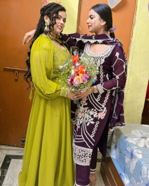 Fiza Khan Instagram - Family pack❤️