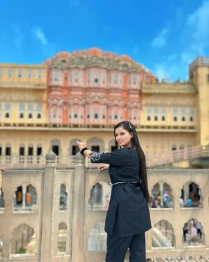 Fiza Khan Instagram - Guess Location ❤️🔥?