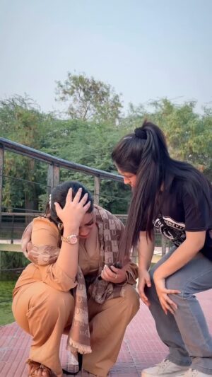 Fiza Khan Instagram - Seriously🥹