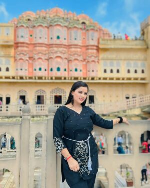 Fiza Khan Instagram - Guess Location ❤️🔥?