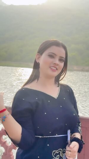 Fiza Khan Instagram - Guess Location ❤️🔥?