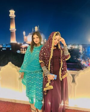 Fiza Khan Instagram - Tag friend❤️