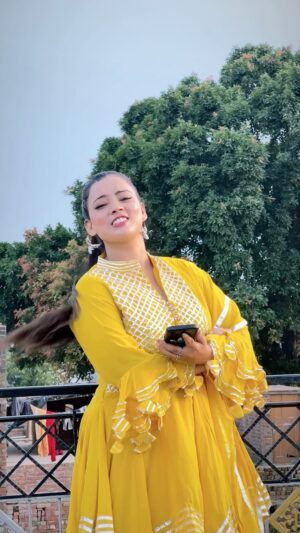 Fiza Khan Instagram - Sahi, Hai Na 👍😂🤣
