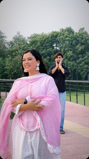 Fiza Khan Instagram - Dobara Dekh Ke Chalna😂👍…………….