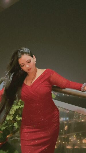 Fiza Khan Instagram - Supernova