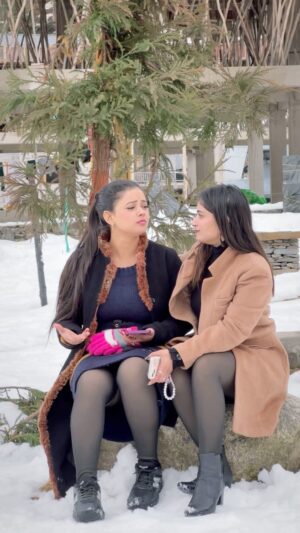 Fiza Khan Instagram - Aise kon Krta Hai😂🔥…………..
