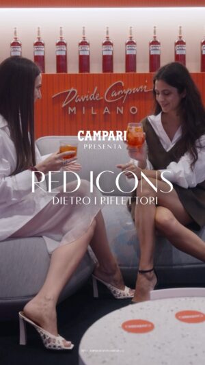 Fotinì Peluso Instagram - "La ribellione è carattere, volontà di uscire dagli schemi.”
A pochi passi dal red carpet, Fotinì Peluso sorseggia un Campari Spritz. A Giulia Valentina racconta l’importanza dell’empatia, l’attrazione per personaggi con caratteri ribelli e la passione che accende il Festival di Venezia.

#Campari #RedPassion #Venezia82