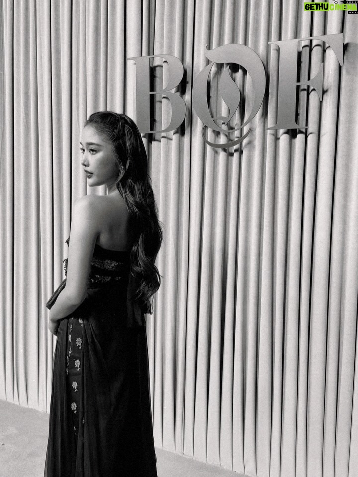 Freen Sarocha - 1.2 Million Likes - Greatly honored to celebrate this wonderful night 🩵

@bof
@maisonvalentino
 
#BOF500
#VALENTINOGARAVANI