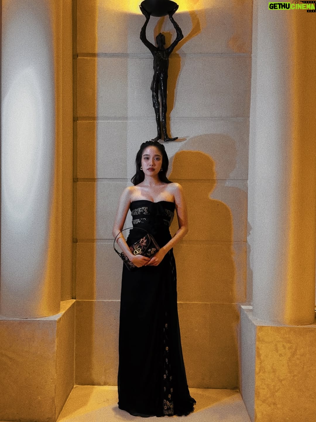 Freen Sarocha - 1.2 Million Likes - Greatly honored to celebrate this wonderful night 🩵

@bof
@maisonvalentino
 
#BOF500
#VALENTINOGARAVANI