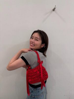 Fuka Koshiba Instagram - ［編み物日記　No.7］

サテンリボンのバッグ🎀