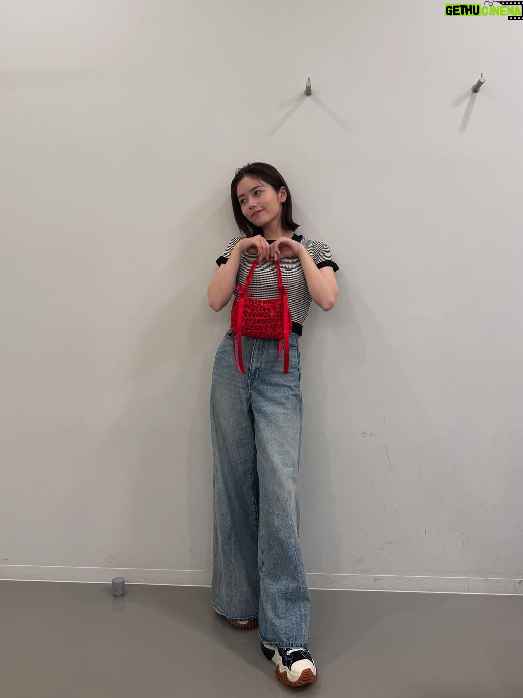 Fuka Koshiba - 157.1K Likes - ［編み物日記　No.7］

サテンリボンのバッグ🎀