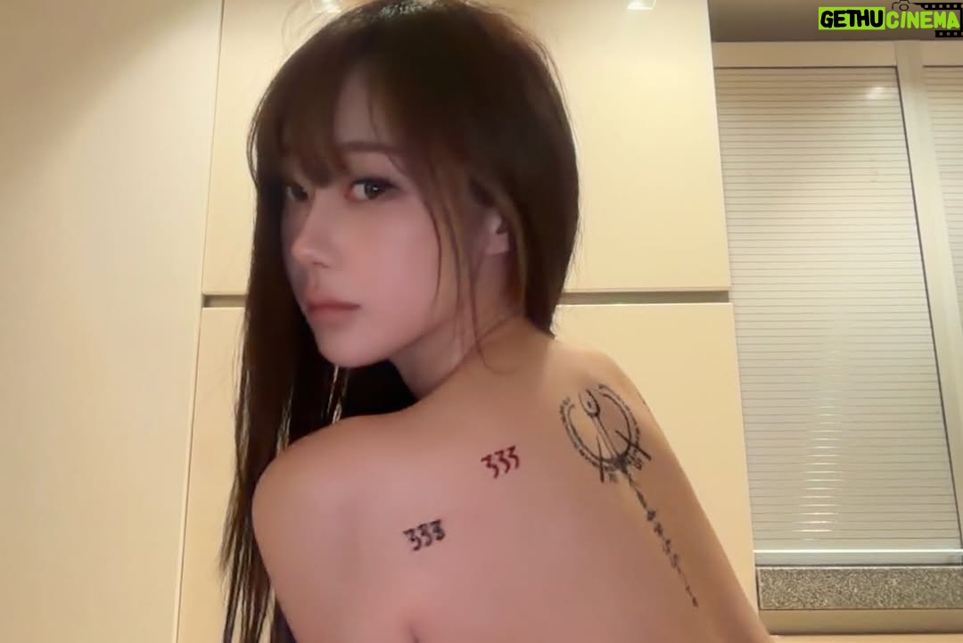 GISELLE - 3.1 Million Likes - :3