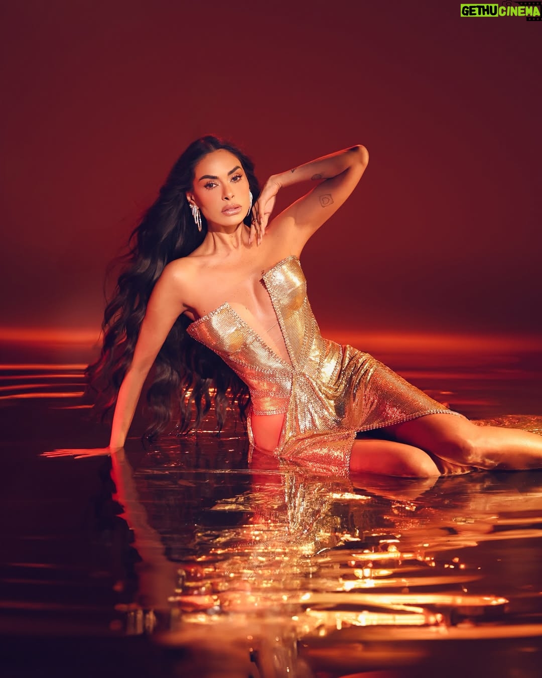 Galilea Montijo - 342.2K Likes - Se terminó!!! Gracias equipooooo🫶🏻🫶🏻 los amo!! Gracias público por estar cada gala!!! #lacasadelosfamososmx 

Fashion styling & Creative direction @marmolviejo
Dress @iann_dey
Accessories: @swarovski
Makeup @waithsman
Hair @jorgebeltranhair
Photos @fernando.dumas
Video @arturogomezdirector
Dirección de arte Milo Villegas  @maq.501
Mi moqui @ipmoreno por apoyarme siempre física y mentalmente ❤️ te amo!!!