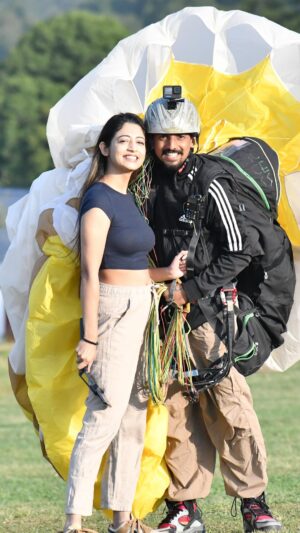 Gargee Nandy Instagram - The stuff which dreams are made of…!!!🪂🪂🪂🪂

Would have been impossible without team @antigravityparagliding . Will mention each and every pilot soon as we will be taking you through the entire journey…!!!