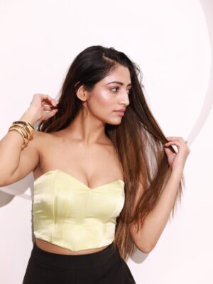 Gargee Nandy Instagram - The Awara series!
Thanks to the A team
@arjunsinghphotographer on 📸
@palettebykritikamishra dolled me up