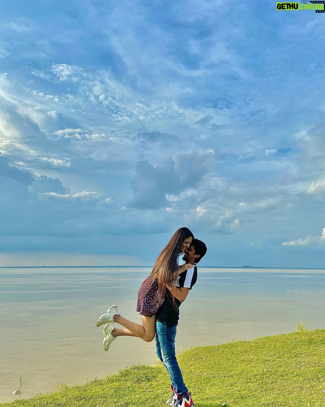 Gargee Nandy - 11.8K Likes - All I need in this life of SIN is me and my girlfriend….!!!!
❤️❤️❤️
Love you ♾️♾️♾️♾️