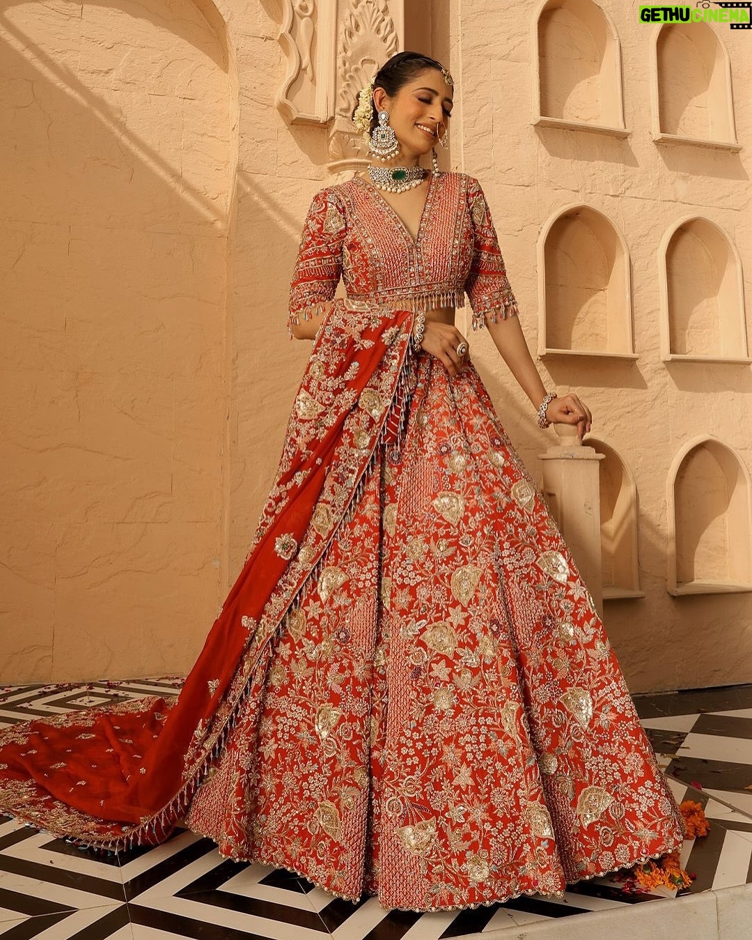 Gargee Nandy - 1.4K Likes - Normalise being able to wear SHAADI KA JODA without being married!🥹