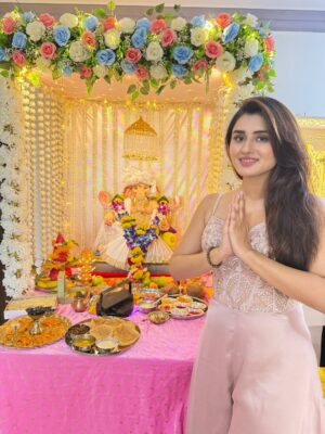 Garima Parihar Instagram - Ganpati Bappa Morya💕🥰

.
.
.
#ootd #instaday #instagood #photooftheday#picoftheday #instamood #instagram
