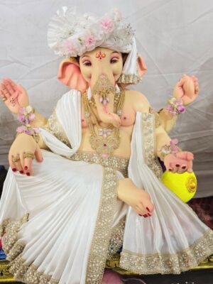 Garima Parihar Instagram - Ganpati Bappa Morya💕🥰

.
.
.
#ootd #instaday #instagood #photooftheday#picoftheday #instamood #instagram