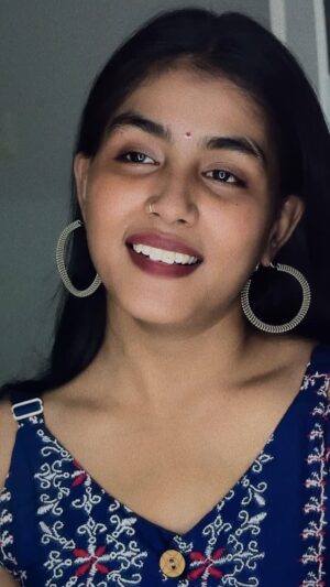 Garima Verma Instagram - Option š
.
.
#reels #reelsinstagram #reelitfeelit #instagram #instagood #trending #viral #explore #likesforlike #shayari #loveshayari #sadshayari