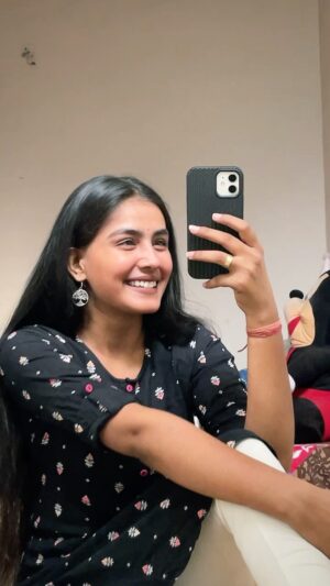 Garima Verma Instagram - Apne he pasandšā„ļø
.
.
#reels #reelsinstagram #reelitfeelit #instagram #instagood #viral #explore #trending #likesforlike #shayari #loveshayari #sadshayari #sā„ļø