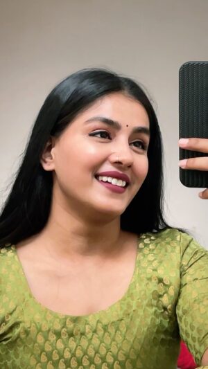 Garima Verma Instagram - Bssssssssš„ŗ
.
.
#reels #reelsinstagram #reelitfeelit #instagram #instagood #trending #viral #explore #likesforlike #shayari #loveshayari #sadshayari