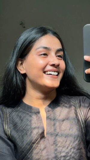 Garima Verma Instagram - Jisko jaha Sukoon mile š
.
.
#reels #reelsinstagram #reelitfeelit #instagram #instagood #trending #viral #explore #likesforlike #shayari #loveshayari #sadshayari