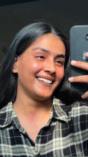 Garima Verma Instagram - Acha huya š
.
.
#reels #reelsinstagram #reelitfeelit #instagram #instagood #trending #viral #explore #likesforlike #shayari #loveshayari #sadshayari